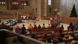 Lễ Tưởng Niệm Các Nạn Nhân Vô Gia Cư Được Tổ Chức Tại Los Angeles