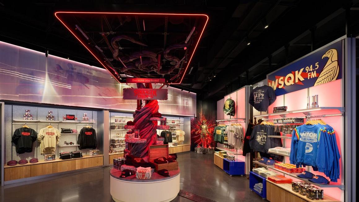 Netflix House Dallas Mở Cửa: Thế Giới 'Stranger Things' và 'Squid Game' Sống Động 1 clemons netflixhouse netflix retail stranger things