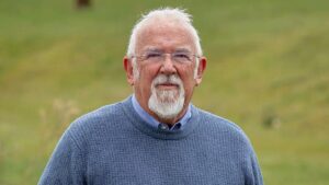 Mục sư về hưu đối mặt cáo buộc hình sự vì rao giảng gần bệnh viện