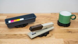 Ly kỳ: Chén cà phê tự di chuyển bằng trí tuệ nhân tạo (AI)