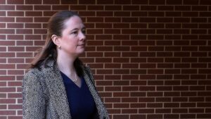 Thẩm Phán Sẽ Xem Xét Vụ Kiện Sai Lầm Sa Thải Bà Maurene Comey Chống Lại Chính Quyền Trump 34 Thẩm Phán Sẽ Xem Xét Vụ Kiện Sai Lầm Sa Thải Bà Maurene Comey Chống Lại Chính Quyền Trump