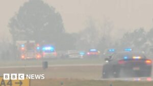 Máy bay nhỏ gặp nạn khi hạ cánh ở Bắc Carolina 34 Máy bay nhỏ gặp nạn khi hạ cánh ở Bắc Carolina