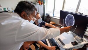 Robot siêu nhỏ có thể thay đổi cách bác sĩ đưa thuốc 3 Robot siêu nhỏ có thể thay đổi cách bác sĩ đưa thuốc