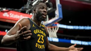 Draymond Green chế NBA vì lịch thi đấu ngày Giáng Sinh 2 Draymond Green chế NBA vì lịch thi đấu ngày Giáng Sinh