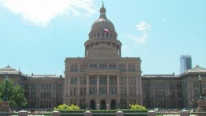Luật Mới tại Texas Bắt Đầu Có Hiệu Lực vào Ngày 1/1/2026