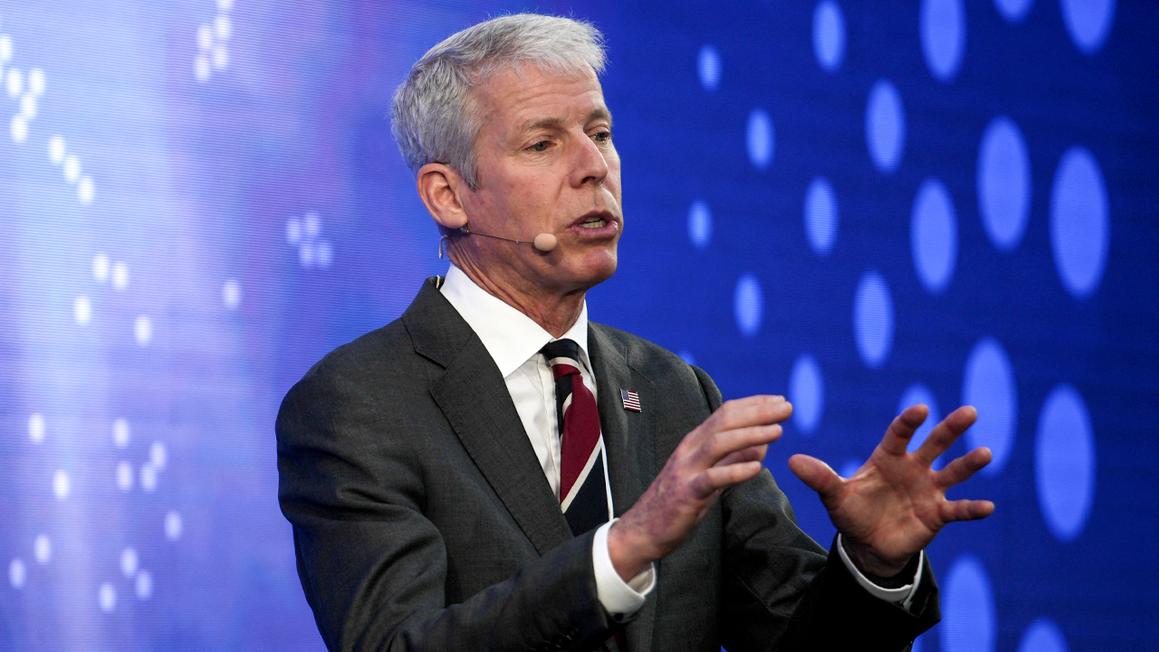 Chính quyền Tổng Thống Donald Trump xem AI là ưu tiên hàng đầu về khoa học 1 energy secretary chris wright speaks