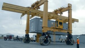 Giám đốc tặng thưởng nhân viên 240 triệu đô la sau khi bán công ty