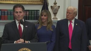 Dân Houston Gốc Giúp Mở Rộng 'Trump Accounts' Cho Nhiều Người 4 Dân Houston Gốc Giúp Mở Rộng ‘Trump Accounts’ Cho Nhiều Người