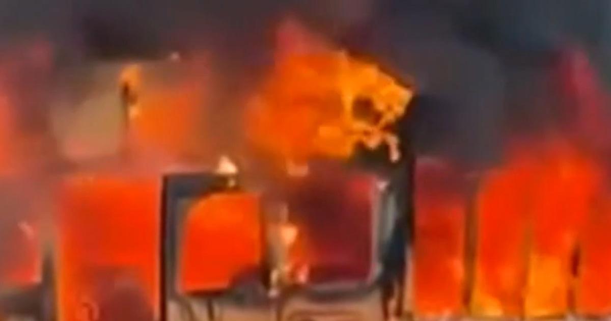 f vert brk la bus fire 251204 4pr5g6