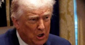 Tòa Tối Cao xem xét giới hạn quyền sa thải của Tổng Thống Donald Trump 28 Tòa Tối Cao xem xét giới hạn quyền sa thải của Tổng Thống Donald Trump