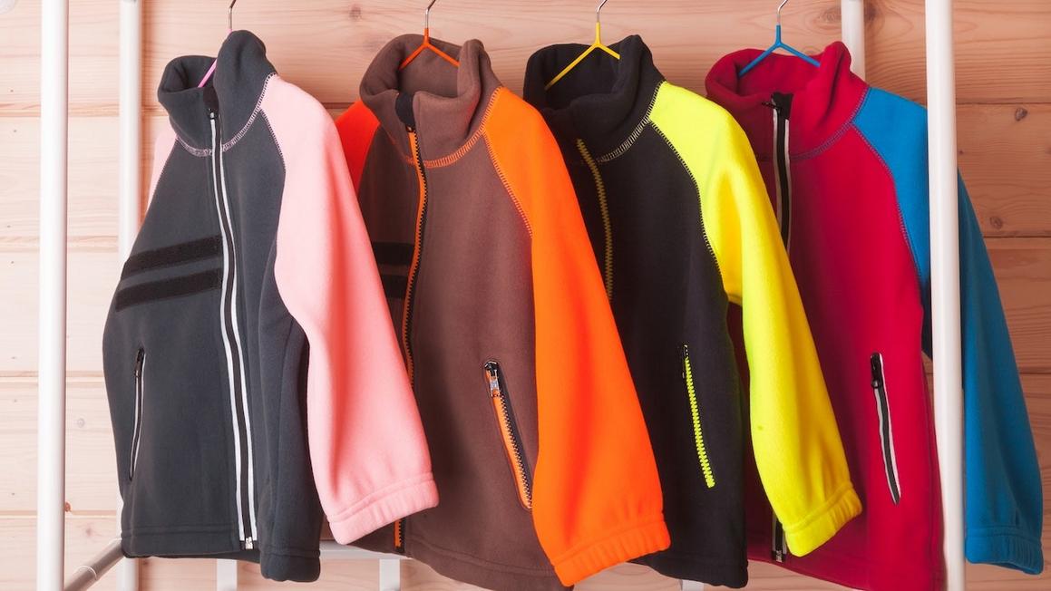 Những món đồ bằng vải nỉ không thể thiếu trong mùa đông 1 fleece jackets
