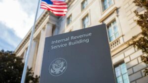 IRS điều chỉnh giới hạn đóng góp hưu trí năm 2026