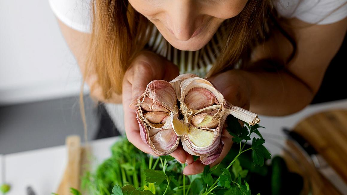 Chiết xuất tỏi có thể thay thế nước súc miệng truyền thống 1 garlic