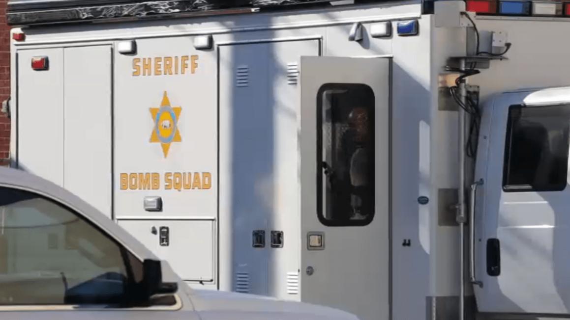 generic la bomb squad 2025 12 16 160110