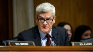 Thượng nghị sĩ Cộng hòa lên tiếng về thay đổi vắc-xin viêm gan B của CDC