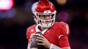 Houston Cougars thắng LSU Tigers trong trận đấu Texas Bowl