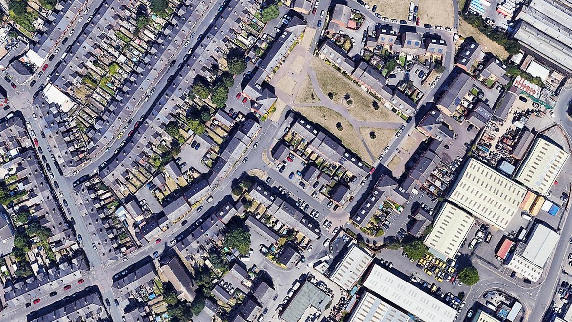 Thị trấn Anh sơ tán gần 200 nhà vì nghi chất nổ, hai người bị bắt 1 google earth derby 1