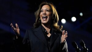 Bà Kamala Harris Cảm Ơn Sự Ủng Hộ của Cử Tri Dân Chủ 9 Bà Kamala Harris Cảm Ơn Sự Ủng Hộ của Cử Tri Dân Chủ