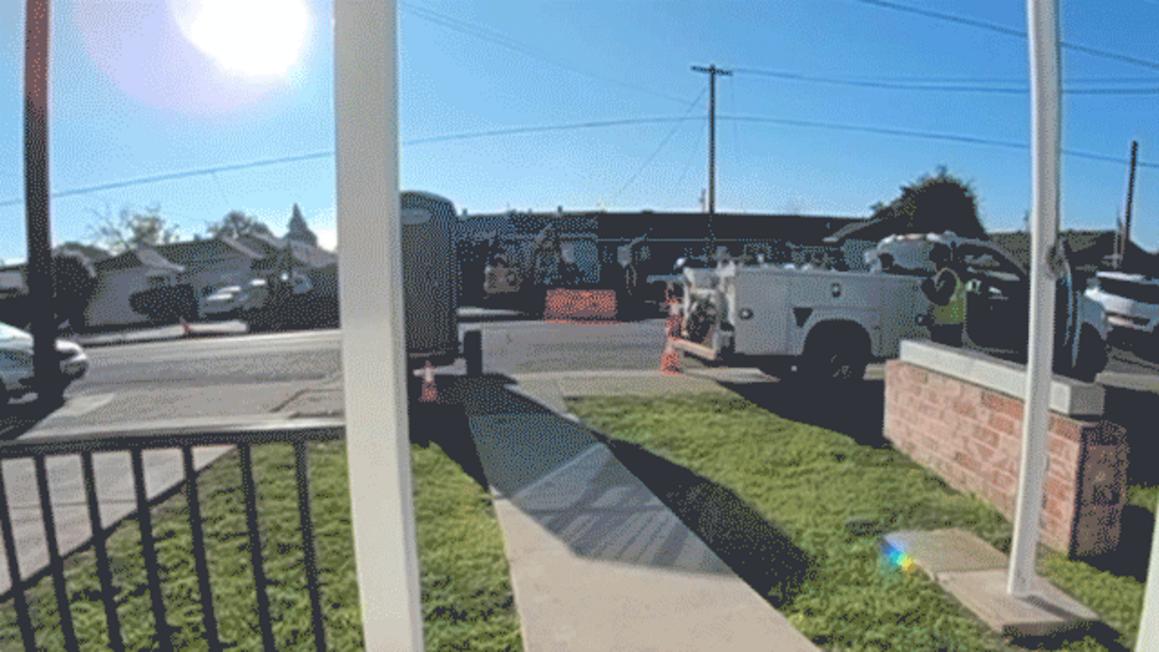 Nổ Lớn tại California: Camera an ninh ghi lại cảnh tượng kinh hoàng 1 hayward neighborhood