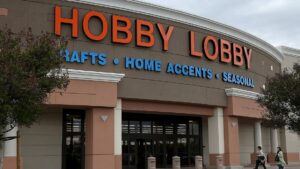 Hobby Lobby Tặng Nửa Triệu Sách Về Giáng Sinh