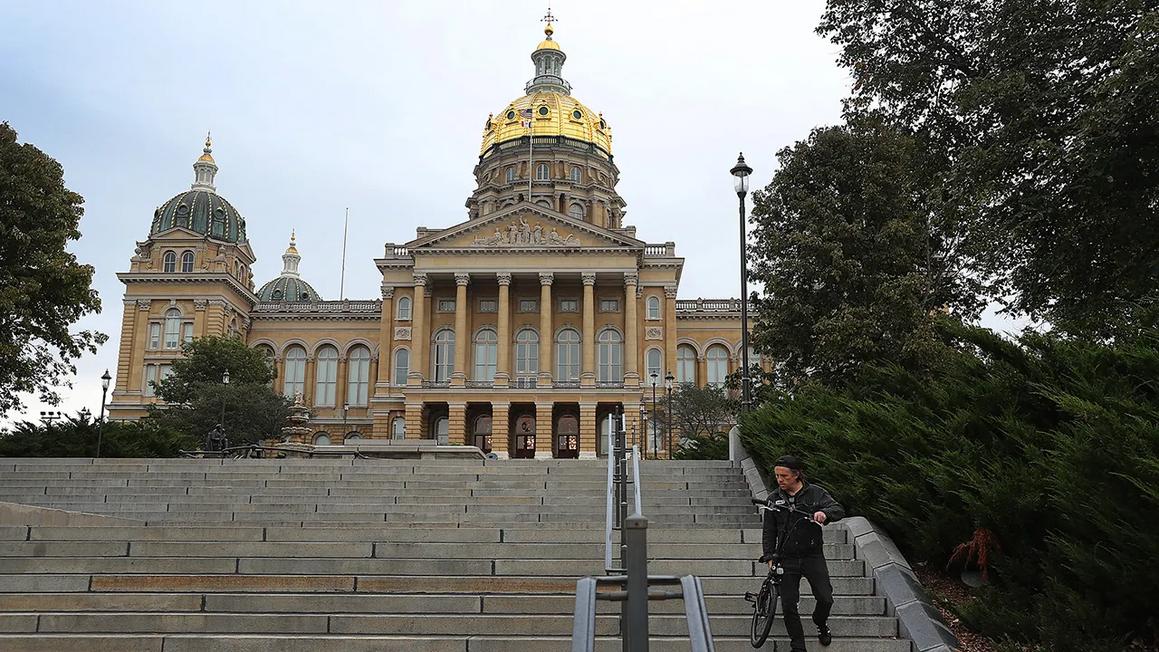 iowa state capitol ahead of special election