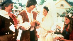 Nữ diễn viên ‘Babes in Toyland’ chia sẻ lý do rời Hollywood 29 năm