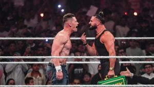 Seth Rollins bảo vệ John Cena sau trận thua cuối cùng tại WWE