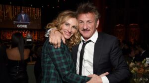 Julia Roberts và Sean Penn bàn luận về ‘văn hóa hủy bỏ’