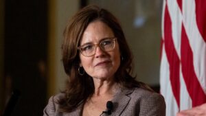 Thẩm phán Tối cao Pháp viện Barrett thảo luận về phán quyết Roe v. Wade