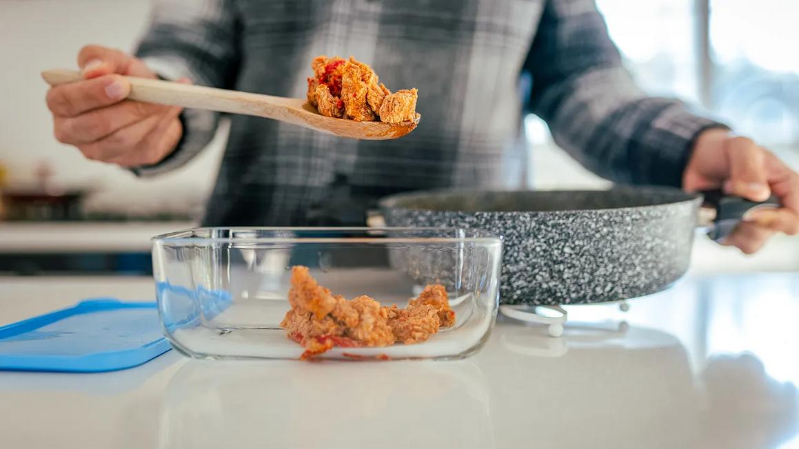 Mẹo dùng đồ ăn thừa 'bùng nổ' trên mạng xã hội khi người Mỹ đối phó với giá cả leo thang 1 leftovers money saving hacks