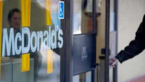 McDonald’s ở Minneapolis khóa cửa vì vấn đề an ninh
