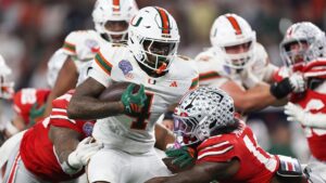 Miami gây sốc, đánh bại Ohio State, chấm dứt hy vọng vô địch của Buckeyes