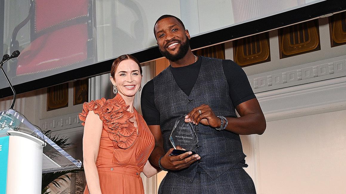 Cựu sao NBA Michael Kidd-Gilchrist hợp tác với nghị sĩ Đảng Cộng hòa hỗ trợ trẻ em nói lắp 1 michael kidd gilchrist stuttering