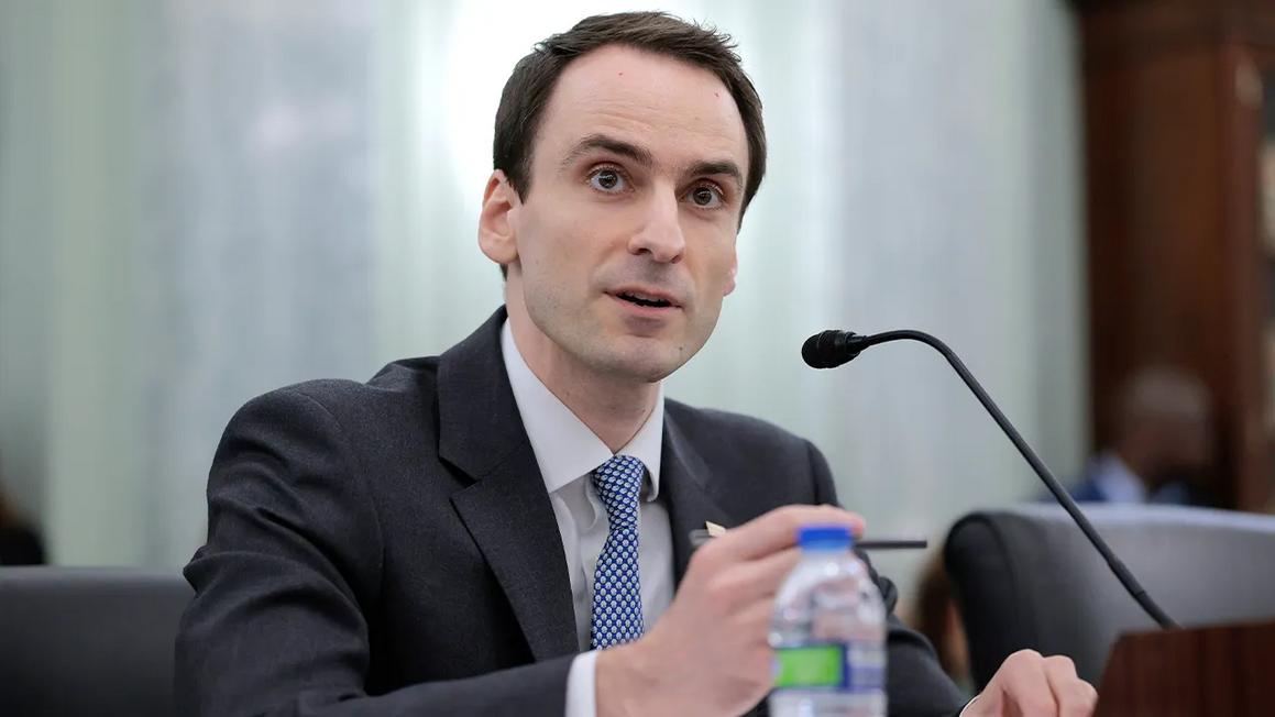 Quan chức Tòa Bạch Ốc kêu gọi đồng minh tự do hóa quy định AI 1 michael kratsios white house ai