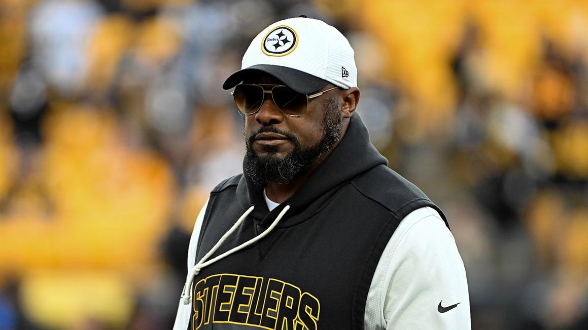 Huấn luyện viên Steelers Mike Tomlin nói gì khi bị người hâm mộ đòi sa thải 1 mike tomlin bills steelers looks pregame