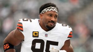 Myles Garrett mong muốn phá kỷ lục về số lần ‘sack’ trước Aaron Rodgers