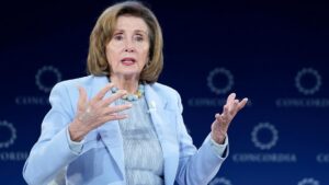 Bà Pelosi: Không đủ lý do để luận tội Tổng Thống Donald Trump lần thứ ba 28 Bà Pelosi: Không đủ lý do để luận tội Tổng Thống Donald Trump lần thứ ba