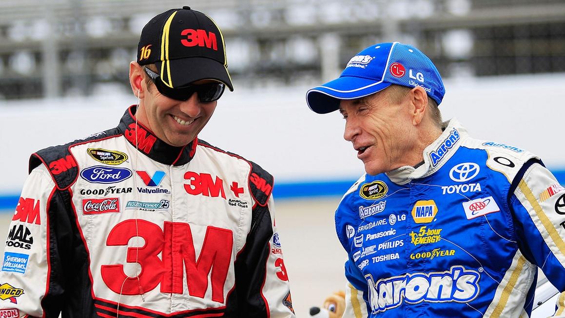nascar greg biffle mark martin 122225 2