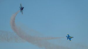 Mỹ điều chiến đấu cơ đến gần không phận Venezuela, gia tăng căng thẳng