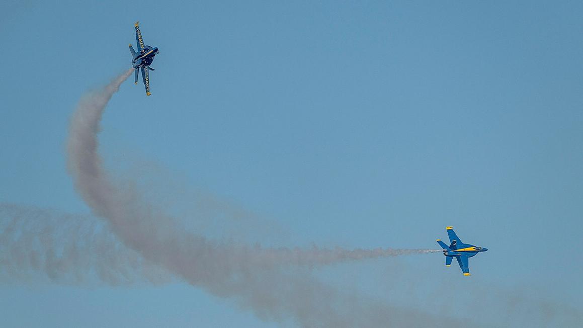 Mỹ điều chiến đấu cơ đến gần không phận Venezuela, gia tăng căng thẳng 1 navy f a 18 fighter jets