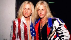 Cặp song sinh Nelson: Từ sân khấu lớn đến ‘khánh kiệt’