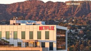 Netflix và Paramount Cạnh Tranh Mua Lại Warner Bros. Discovery, Gây Lo Ngại Về Vấn Đề Chống Độc Quyền 10 Netflix và Paramount Cạnh Tranh Mua Lại Warner Bros. Discovery, Gây Lo Ngại Về Vấn Đề Chống Độc Quyền