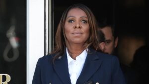 Thẩm phán cân nhắc vụ kiện của Dân biểu Letitia James chống lại Bộ Tư pháp