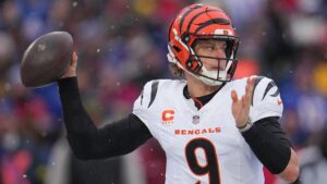 Joe Burrow: 'Tương lai' NFL của Bengals Bị Nghi Ngờ vì Chấn Thương 3 Joe Burrow: ‘Tương lai’ NFL của Bengals Bị Nghi Ngờ vì Chấn Thương