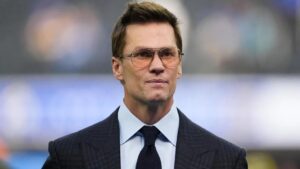 Tom Brady hé lộ lý do không bận tâm đến những trò đùa trong buổi ‘Roast’
