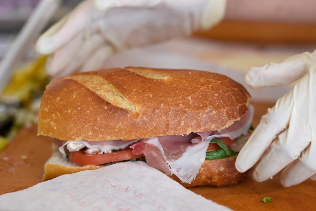 Quán ăn Genova Deli đóng cửa chi nhánh Treat Boulevard ở Walnut Creek 1 oak genova 0501 05