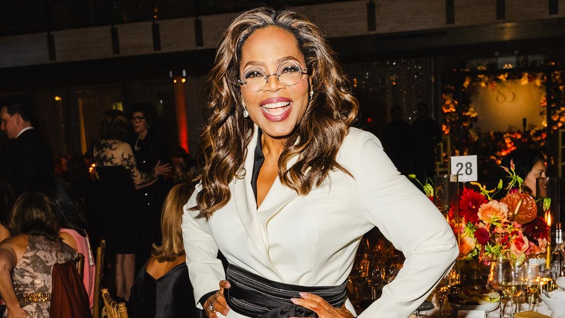 oprah winfrey white suit