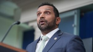 Quan chức FBI phản bác thông tin về Giám đốc Kash Patel