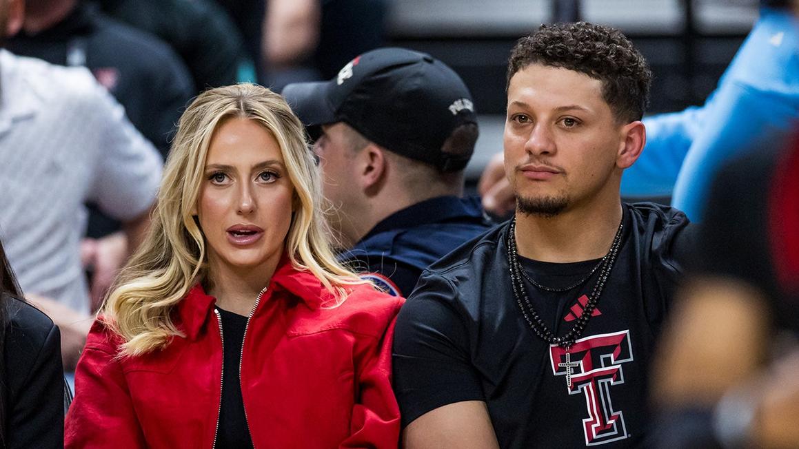 patrick mahomes brittany mahomes 120625