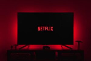 Netflix Hợp Tác iHeartMedia, Mở Rộng Sang Podcast Video 2 Netflix Hợp Tác iHeartMedia, Mở Rộng Sang Podcast Video